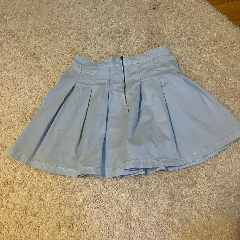 American eagle baby blue pleated high rise skirt size 6